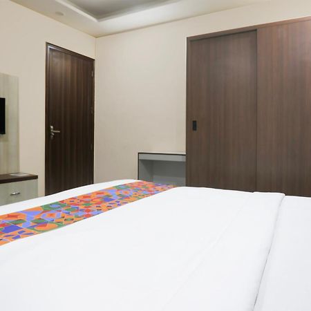 Fabhotel Bliss Premium Gurgaon Eksteriør billede