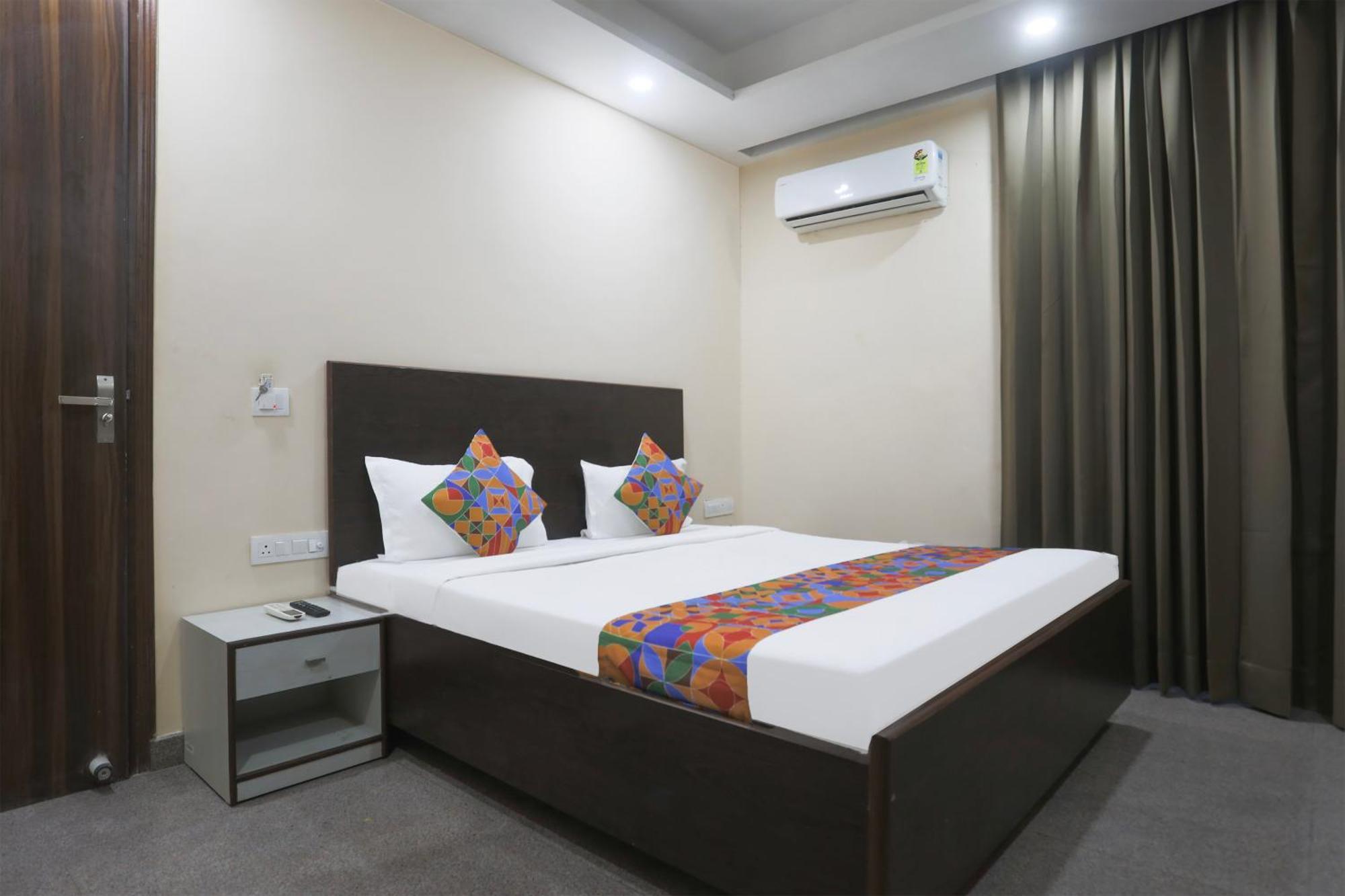Fabhotel Bliss Premium Gurgaon Eksteriør billede