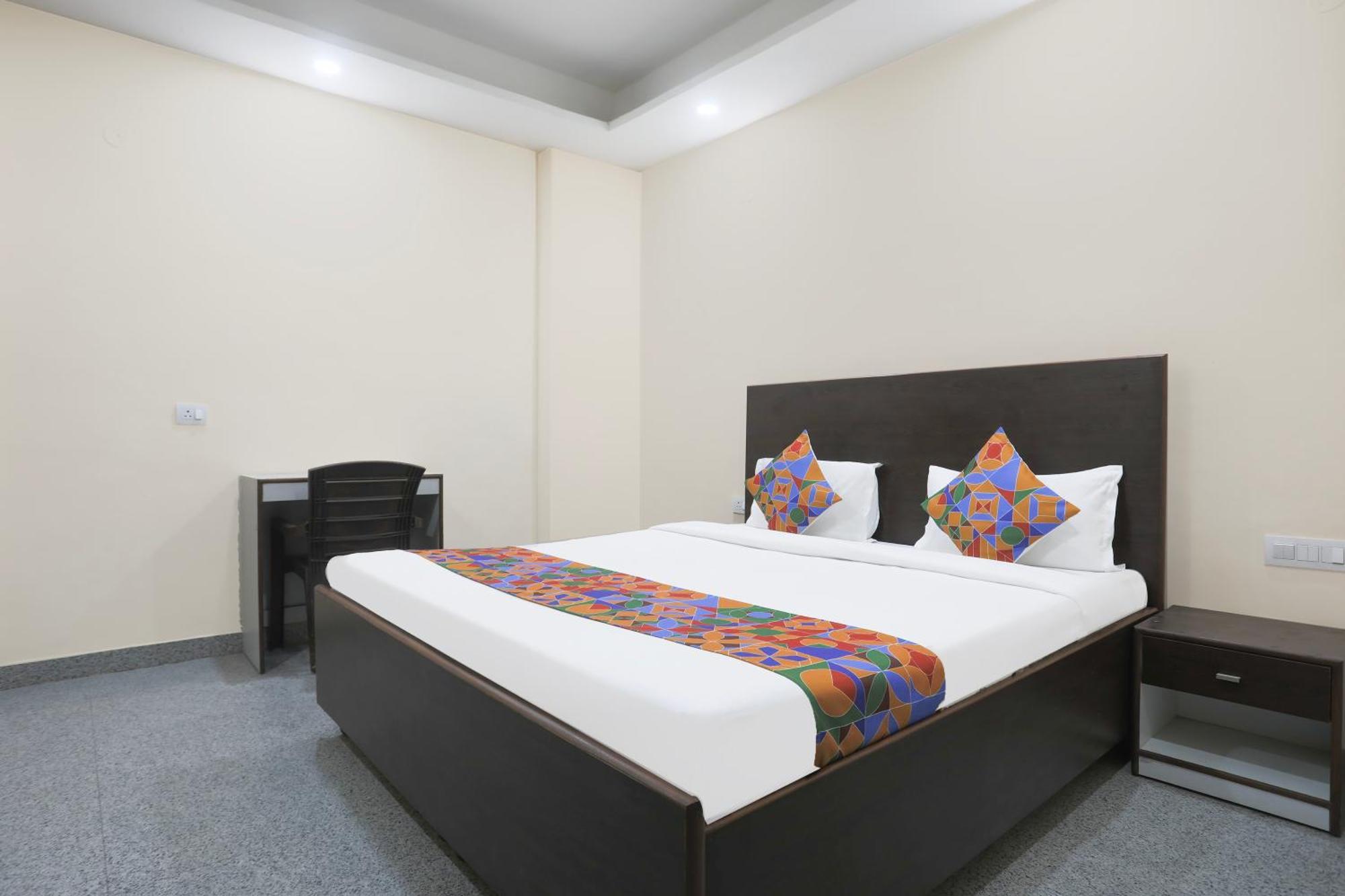 Fabhotel Bliss Premium Gurgaon Eksteriør billede